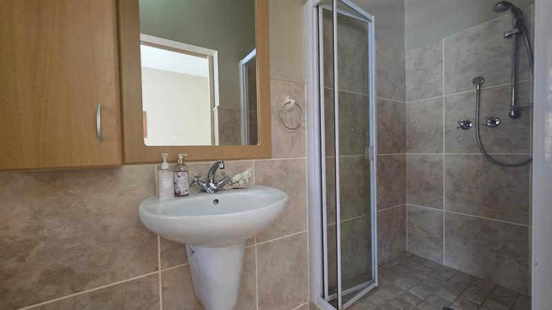 3 Bedroom Property for Sale in Glentana Western Cape